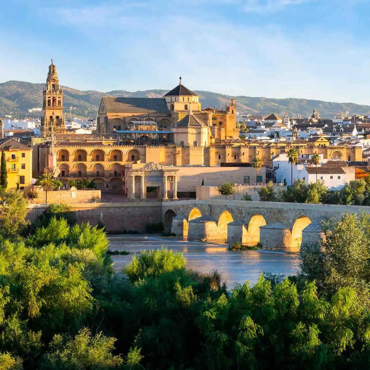 Nice Central Flat With Wonderful Views Córdoba Eksteriør billede